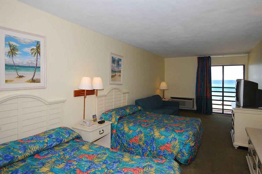 Ramada By Wyndham Panama City Beach / Beachfront Εξωτερικό φωτογραφία