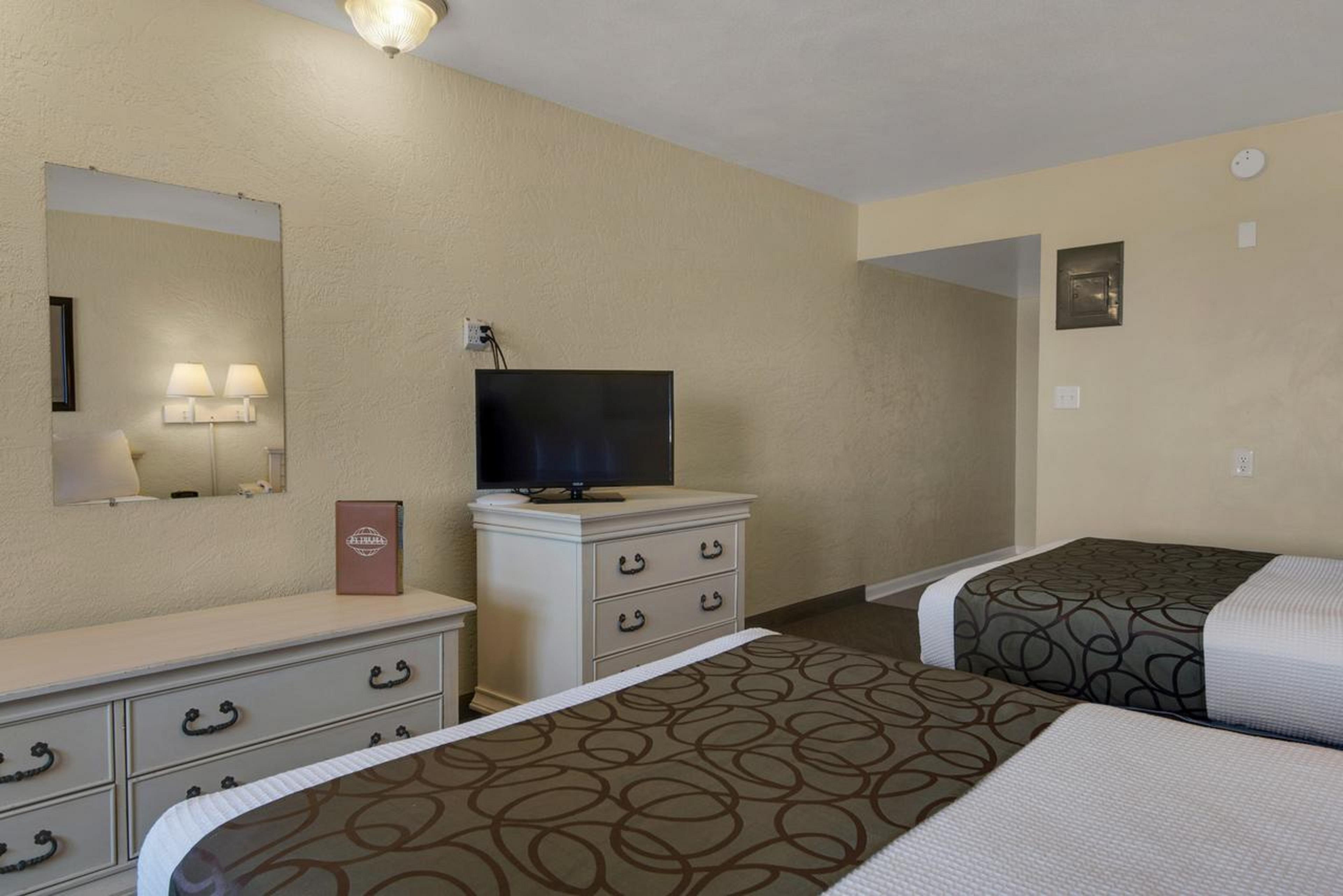 Ramada By Wyndham Panama City Beach / Beachfront Εξωτερικό φωτογραφία