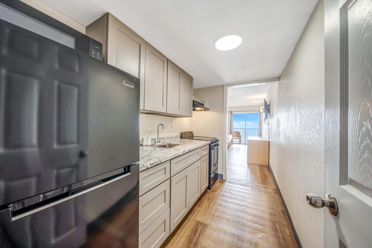 Ramada By Wyndham Panama City Beach / Beachfront Εξωτερικό φωτογραφία