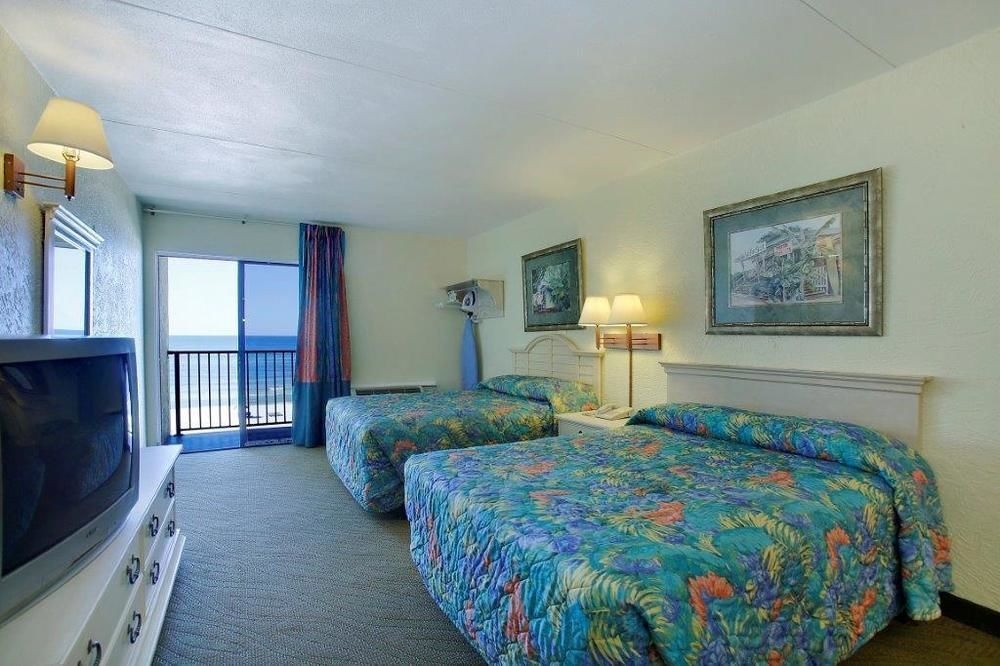 Ramada By Wyndham Panama City Beach / Beachfront Εξωτερικό φωτογραφία