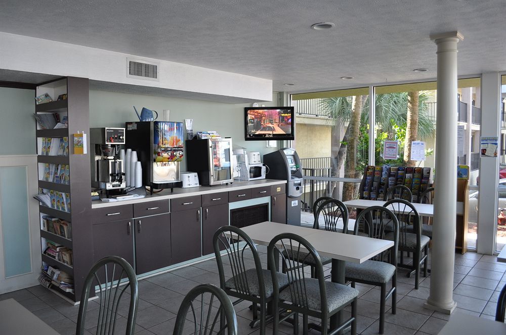 Ramada By Wyndham Panama City Beach / Beachfront Εξωτερικό φωτογραφία